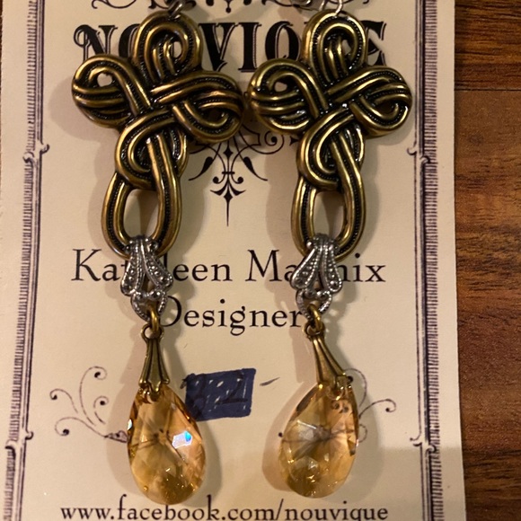 Designer earrings - Picture 3 of 4